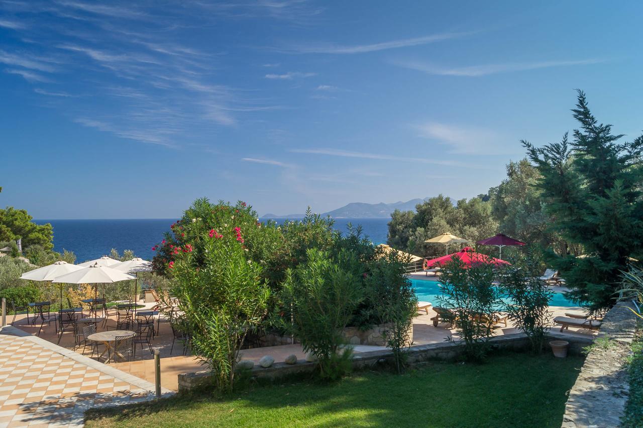 Armonia Bay Hotel Kokkari Extérieur photo