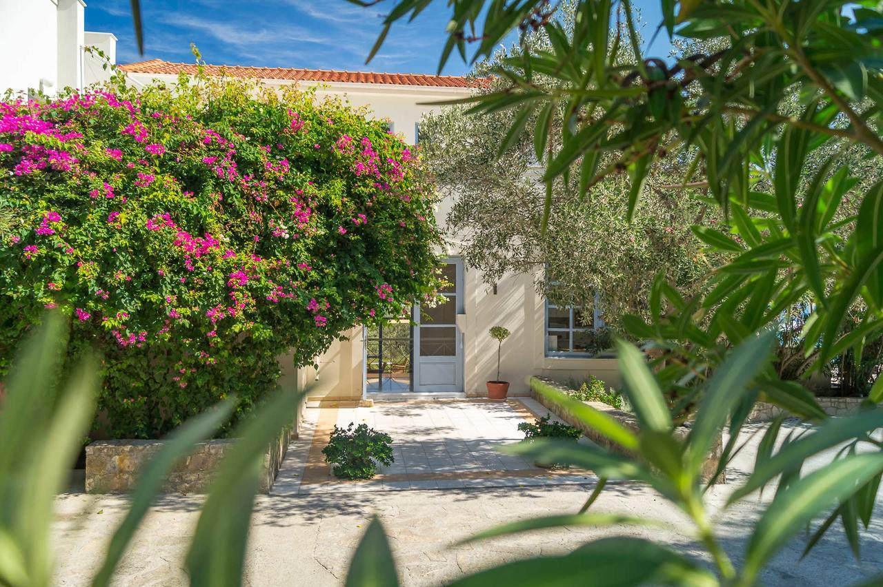 Armonia Bay Hotel Kokkari Extérieur photo